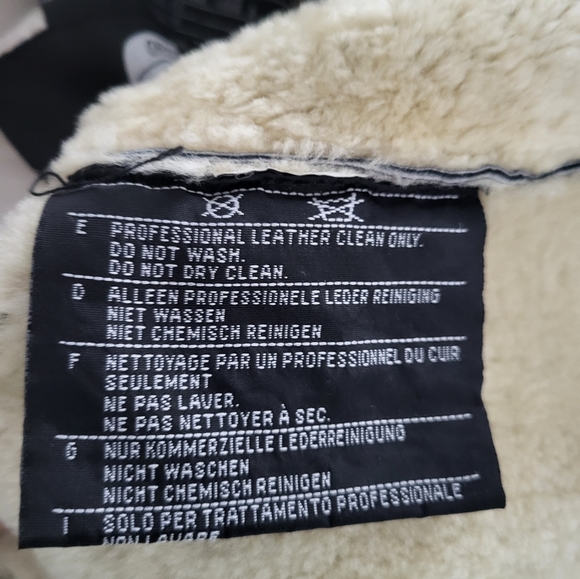 Harley-Davidson Leather Jacket. Size M - Picture 12 of 15